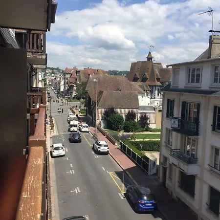 Coeur Grand 3 Pièces Avec Parking